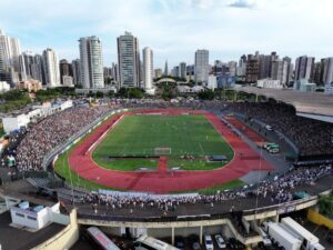 Maringá FC adia carreata de comemoração do título da Série C por pedido da Justiça