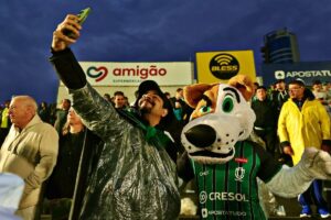 Maringá FC busca inédito acesso à Série B em decisão contra Floresta