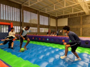 Maringá promove Semana da Criança com recreação e diversão em escolas municipais