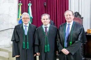 Maringaense Ivan Bonilha eleito presidente do Tribunal de Contas do Paraná