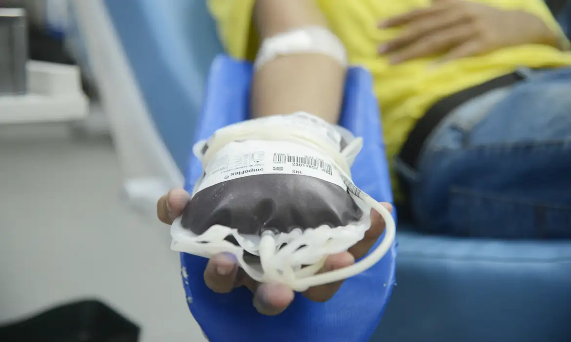 Ministério da Saúde libera doações de sangue para idosos acima de 70 anos