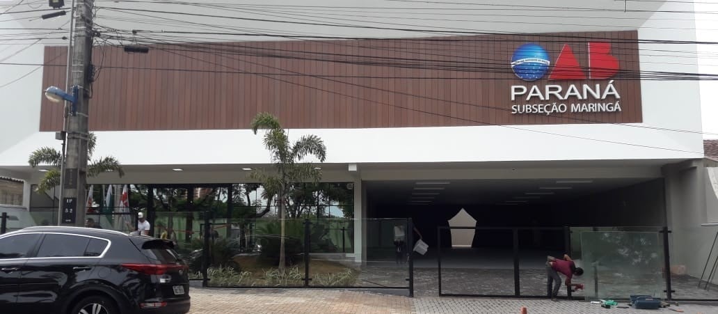 OAB Maringá realiza solenidade de desagravo em defesa das garantias profissionais