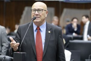 Paraná aprovará orçamento de R$ 84,6 bilhões para 2027 com participação popular