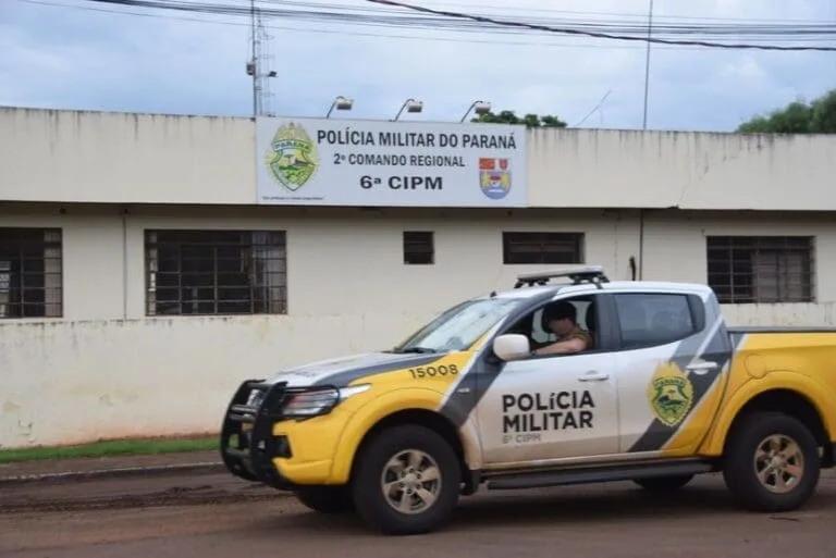 Polícia Militar auxilia mulher a recuperar pertences após desentendimento em Ivaiporã