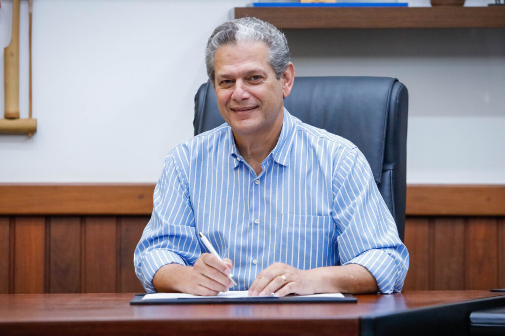 Prefeito retoma gestão de Maringá e destaca programação especial para final de ano