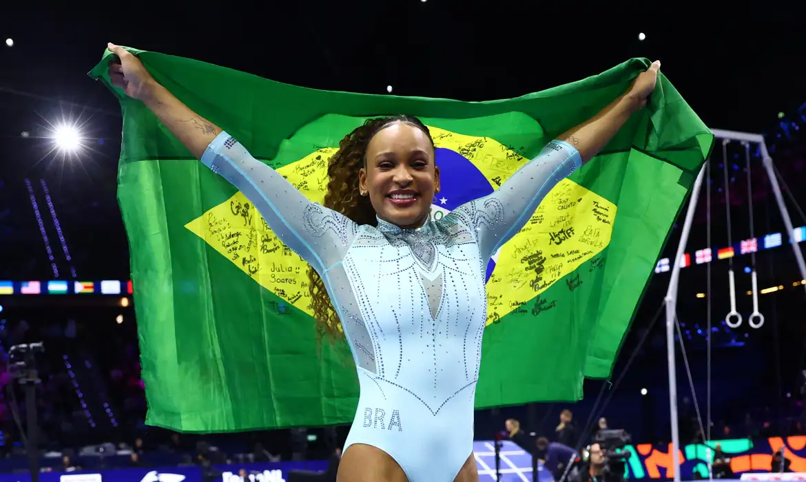 Rebeca Andrade fatura tricampeonato no Mundial de Ginástica Artística 2026