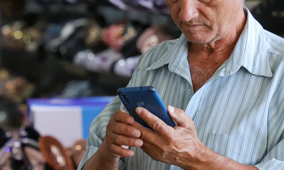 Reconhecimento facial será exigido por operadoras de telefonia móvel a partir de 2027