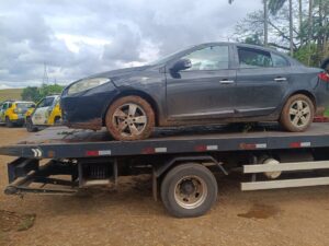 Veículo roubado é encontrado em área rural de Marialva pela PM